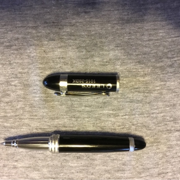 Leeds Black w/Chrome Decoration Vintage Pen - Picture 7 of 11